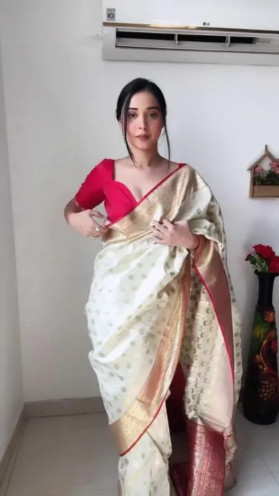 READY TO WEAR SAREE*
JUST ONE MINUTE *TO* WEAR SAREE uploaded by Shiva Enterprise on 12/13/2023