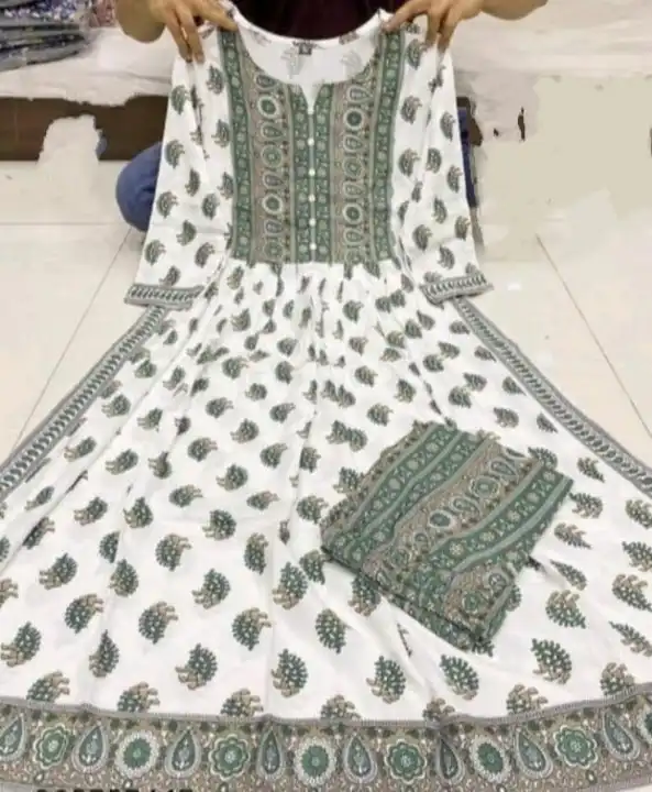 Green nyra cut rayon fabric kurta set  uploaded by business on 12/13/2023