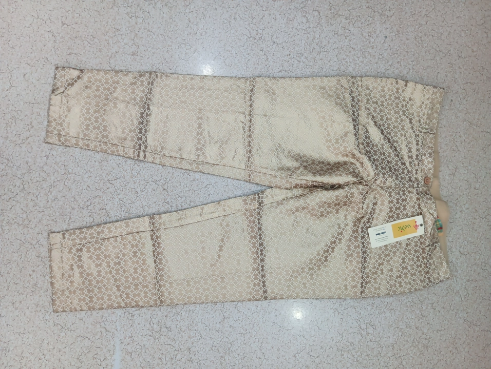 Women pants  uploaded by Mann pasand selection on 12/14/2023