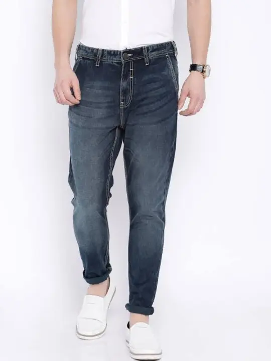 Post image I want 18 pieces of Men's Jeans at a total order value of 5000. I am looking for Cotton by cotton 
Side pocket . Please send me price if you have this available.