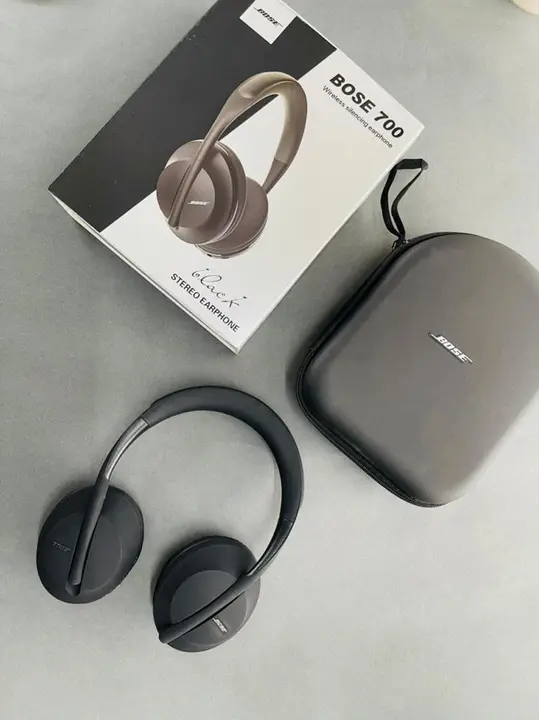 *PRESENTING  YOU  ALL  NEW  BOSE 700  HEADPHONES .  uploaded by business on 12/18/2023