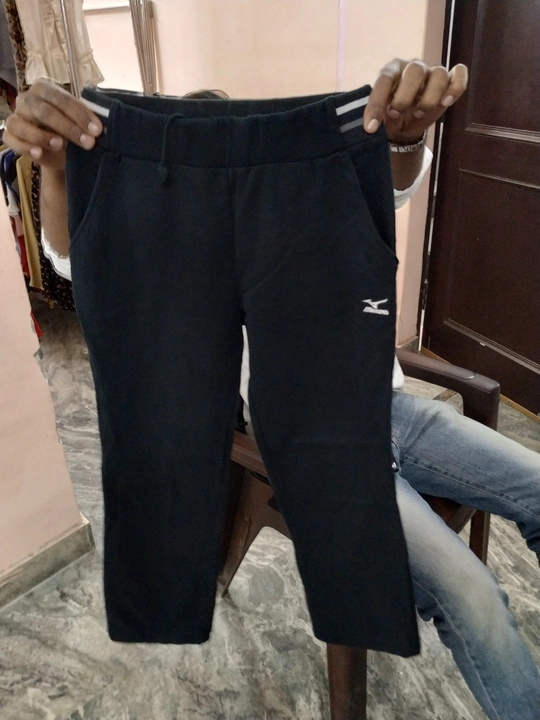 A export surplus multibranded men's cotton jogger uploaded by Giniee on 12/19/2023