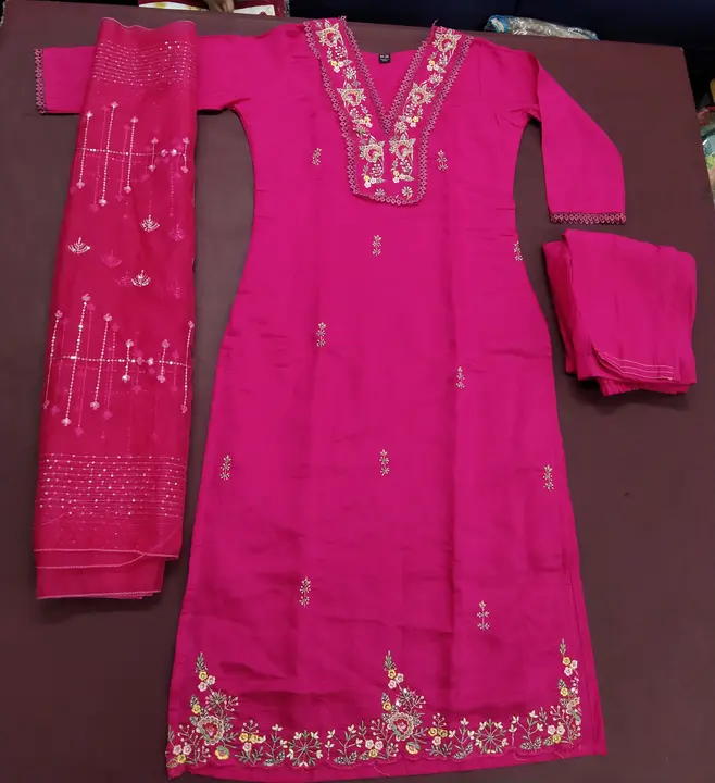 Readymade dress  uploaded by Hari Om Fashion  on 12/21/2023