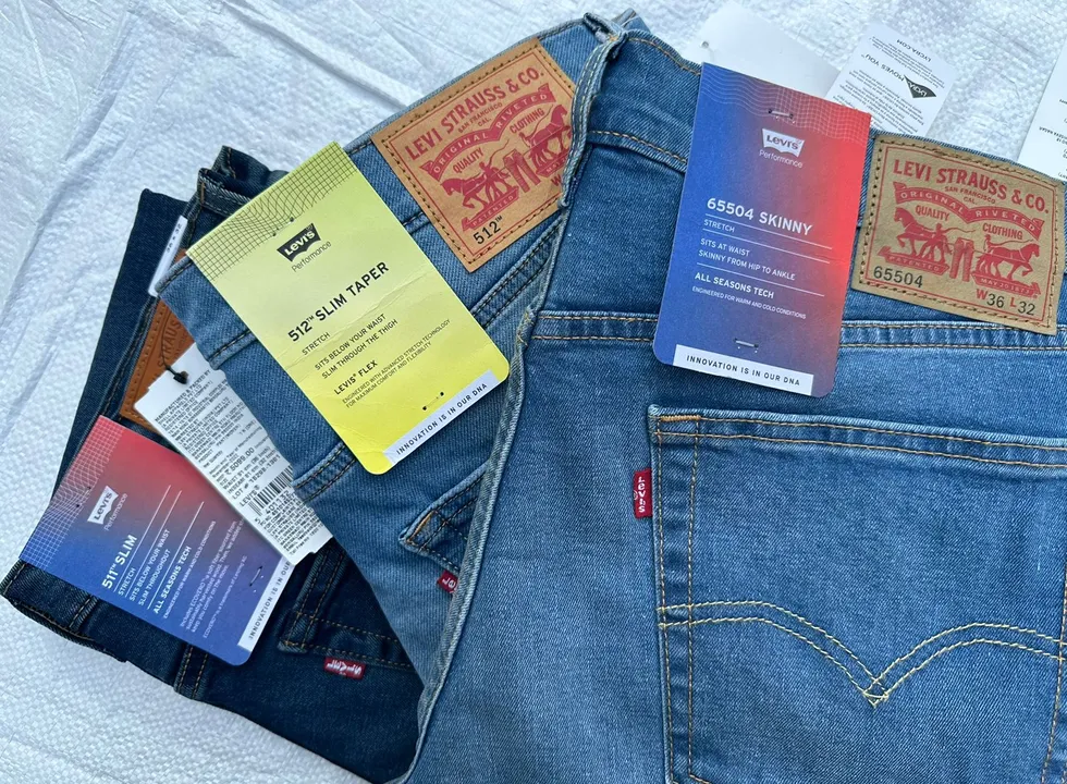 💯% Original Levi's Jeans  uploaded by FASHION PLANET on 12/22/2023