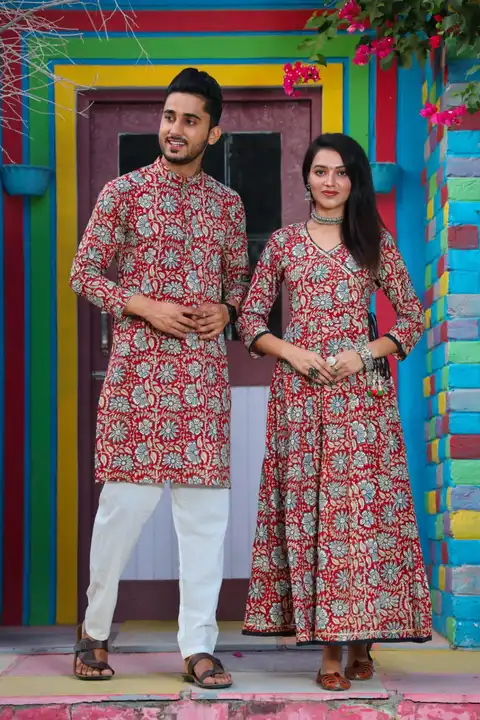Couple mega combo uploaded by Yash handicrafts on 12/23/2023
