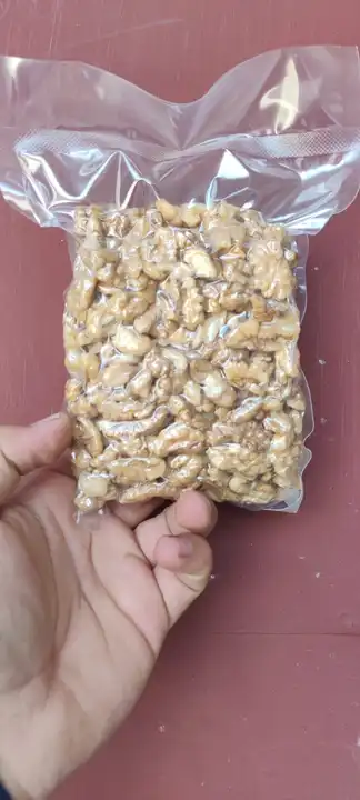 Single walnut kernels uploaded by Pride traders on 12/26/2023