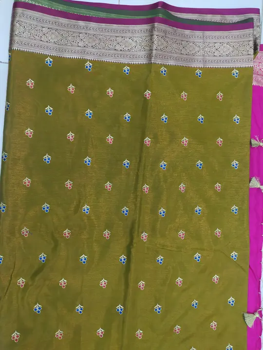 Satin Full Embroidery Work Saree
Full Saree With Blouse
Colour - 8
Set       - 8
MOQ    - 9
 uploaded by H.A Traders on 12/26/2023