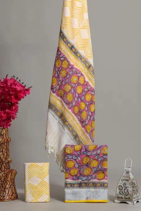 Cotton Linen dupatta suits  uploaded by Indiana Creations  on 12/27/2023