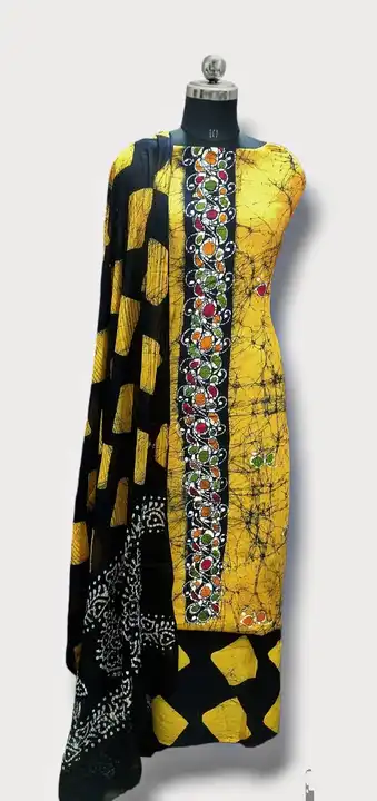 Post image Batik print malti colour suit with cotton doriya dupatta 
pure cotton 60*60 bombay merserize 
Full Size 
Top -2.50. Bottom- 2.50. Dupatta -2.50