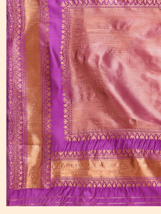 Box banarasi lichi soft silk saree  uploaded by Surat Textile Co. on 12/27/2023