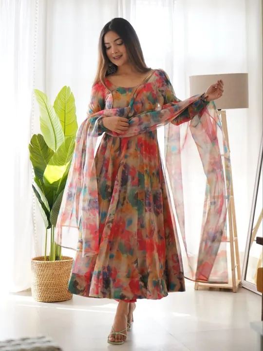 launching New 💃🏻 Maltipal Colorfull 😘😘Maxy gown with dupatta 👠*


💃🏻🎁🌹🎂🫅🏼👩🏻‍🎤🙎🏻‍♀️ uploaded by business on 12/28/2023