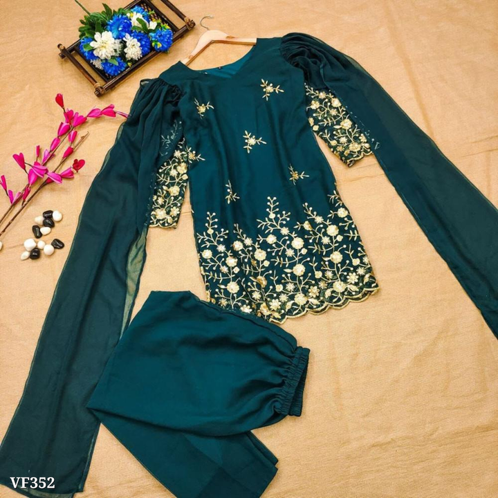 Beutiful Dress 👗👗👗* uploaded by Vaishnavi store on 12/28/2023