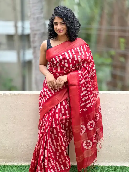 Let’s Wear
 #diwali collection ✅
.
💙 *Beautifully Crafted Mangalgiri silk Batik Print Saree uploaded by business on 12/28/2023