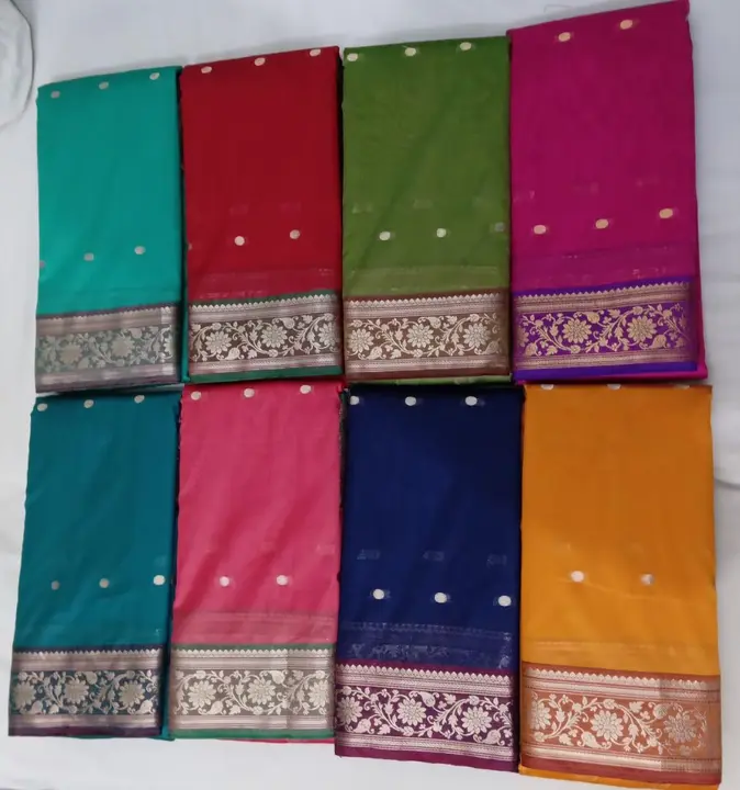Monika Buty / karishma aanchal saree 
Length- 6 mtrs with Blouse
Color - 8
Set     - 8
 uploaded by H.A Traders on 12/28/2023