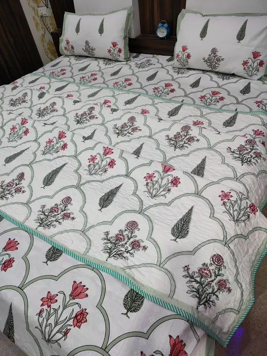 Pure  cotton  comforter set size 90*108  uploaded by Abhishek textile on 12/28/2023
