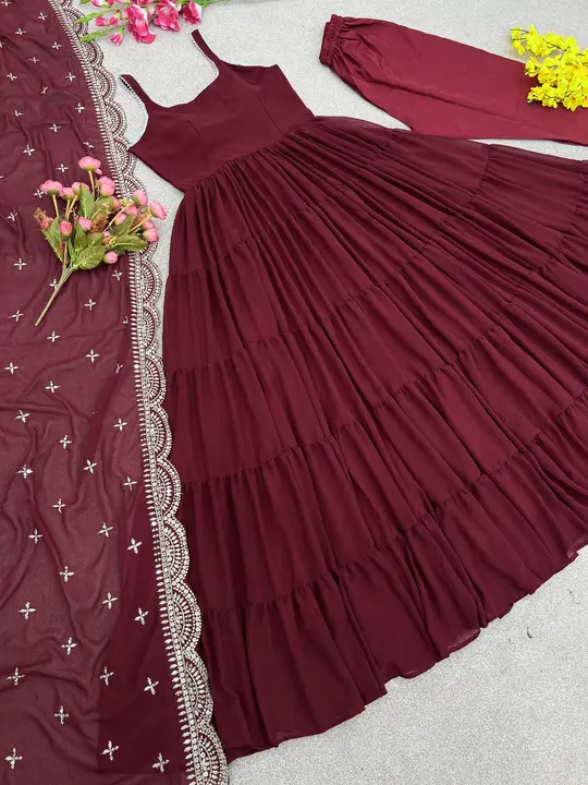 Gown with dupaatta  uploaded by MAHADEV FASHION on 1/2/2024