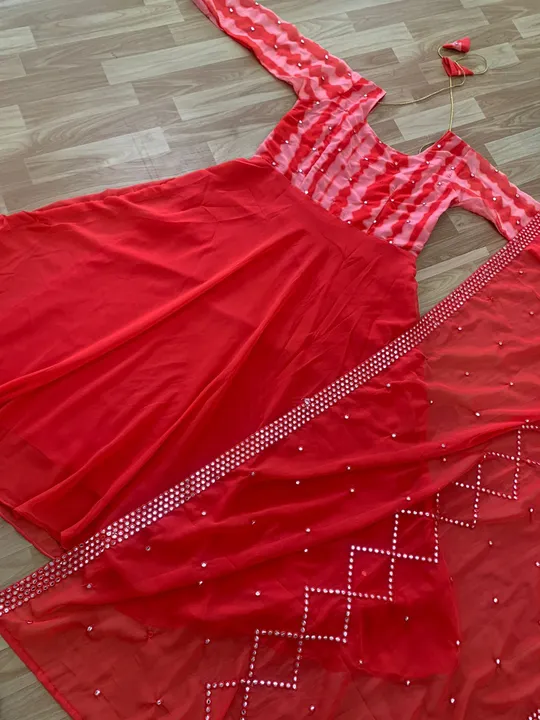 Gown with dupaatta  uploaded by MAHADEV FASHION on 1/2/2024