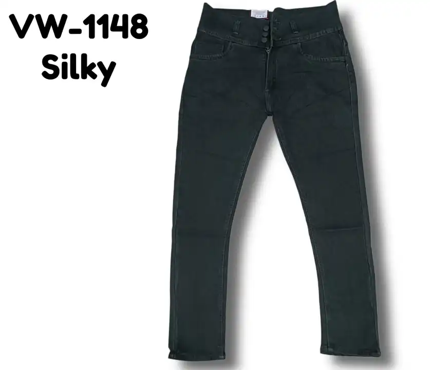 Women's three botton jeans  uploaded by business on 1/2/2024