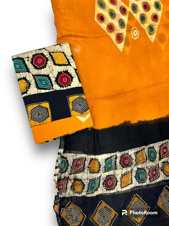 Dress material👗👗👗
Top :-  block batik multi  gold  print
Febric :- pure   cotton 
Size :- 2.40 mt uploaded by Sana batik print on 1/3/2024