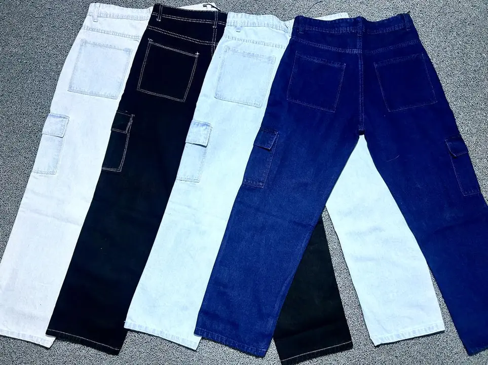 Men's baggy jeans  uploaded by business on 1/4/2024