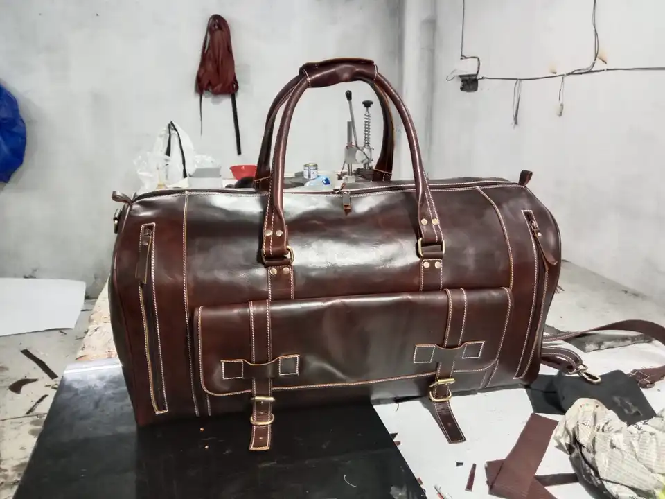 Duffle bags uploaded by AMAIRA LEATHER on 1/4/2024