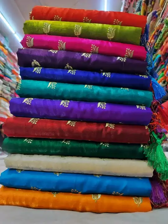 Pure Banarasi silk sadi 
All over booti 
 uploaded by business on 1/4/2024