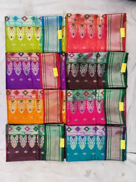 Pure Banarasi silk sadi 
With Box 
All over minakari + minakari  pallu
 uploaded by Lavanya saree collection  on 1/4/2024