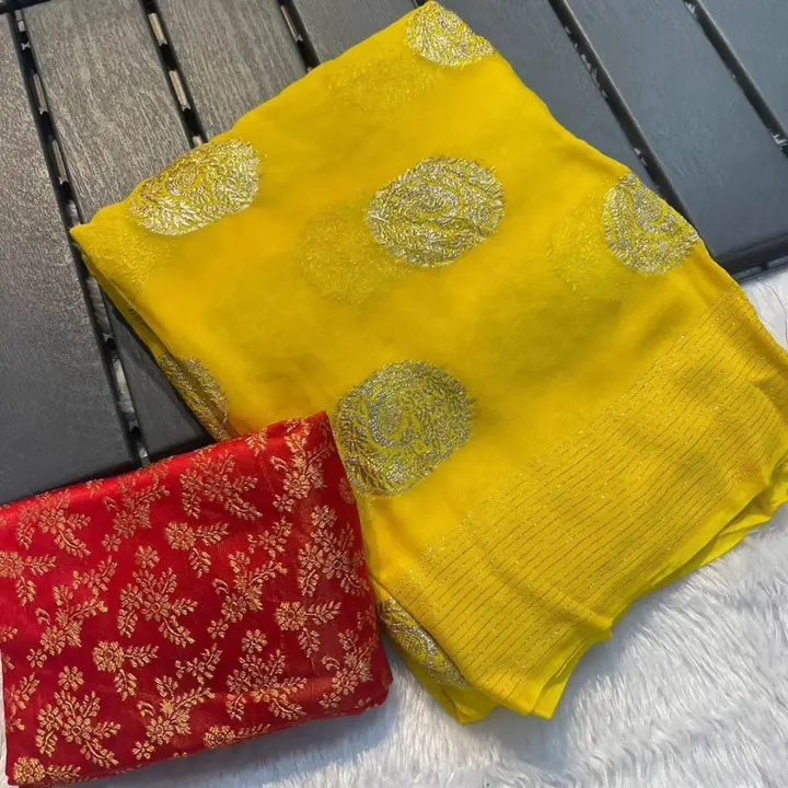 New Fresh Arrival 🤩

Viscose More 

Viscose Georgette Saree With Banarasi Silk Blouse 

Price 1050/ uploaded by Divya Fashion on 1/5/2024