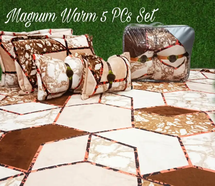 *Magnum King🌺*
*5 Pc Warm Cushion Set*
 uploaded by Sumit Wholesale Trader on 1/5/2024
