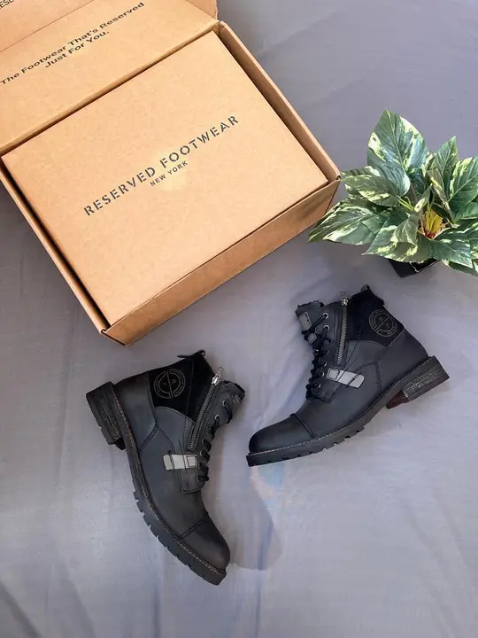 Reserved Boots Newyork  uploaded by Shiv Shoes Store on 1/6/2024