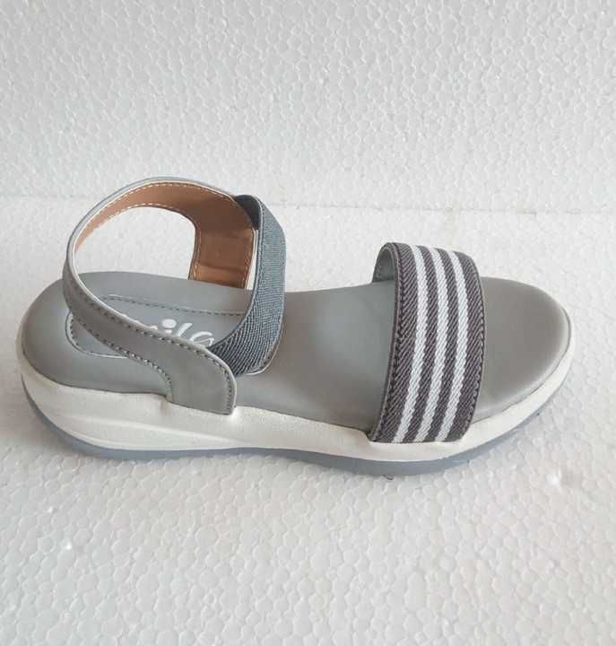 Kids sandal uploaded by Emadhi Mall on 3/24/2021