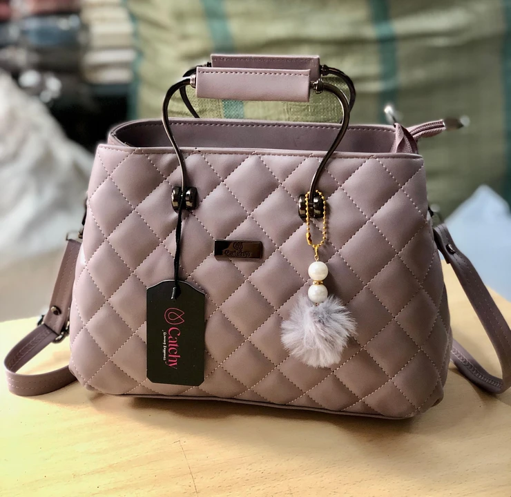 Post image Lady bags has updated their profile picture.