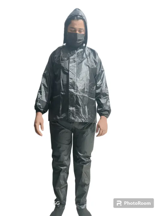 Rain suit M/L/XL uploaded by Rain coat on 1/8/2024