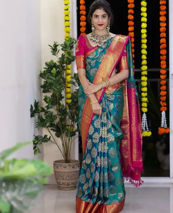 Rich pallu with allover flower golden zari weaving design saree  uploaded by DHANANJAY CREATIONS on 1/9/2024