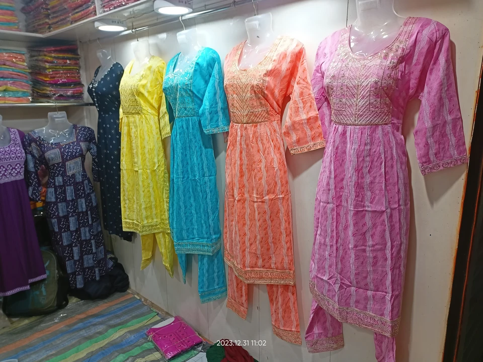 Factory Store Images of SAMRAT DRESSES (6296065371)