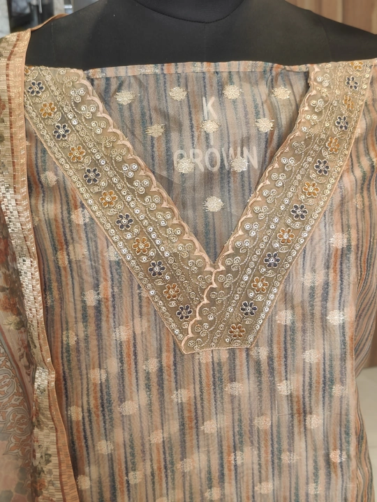 Post image Designer Pakistani suit
Soft organza suit with v neck embroidery
Plain bottom
Designer organza digital printed dupatta
Price Rs1999