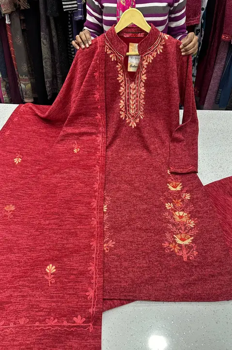 👆karachi woolen fabric suit
Size free upto 42
 uploaded by Manish sales on 1/16/2024