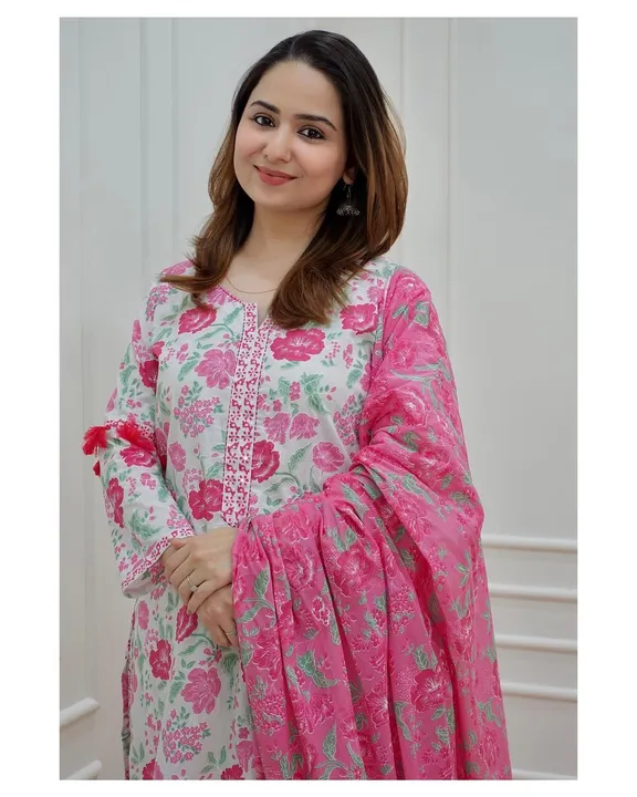 Rayon fabric premium quality kurta pant dupatta set uploaded by Kabir Fashion World on 1/17/2024
