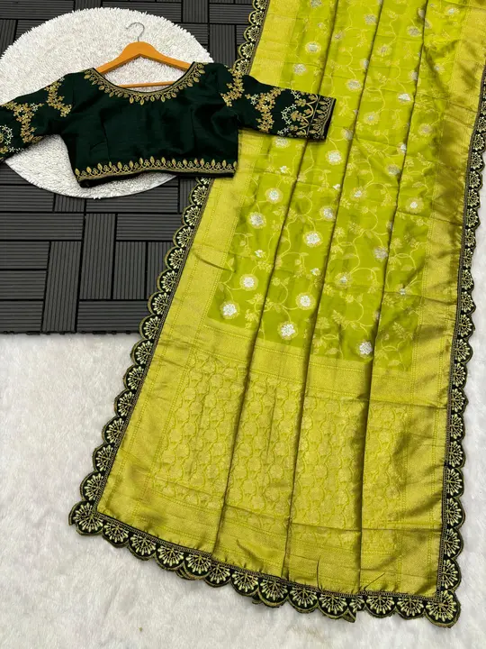 Dola silk saree  uploaded by business on 1/17/2024