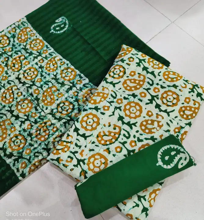 *"Wax Batik Wooden Hand Block Datta Multi Colour Suits."*🌸🌸
*Quality 60x60 Fabric*
*Top Cotton 2.5 uploaded by Meena batik & fanncy suit on 1/18/2024