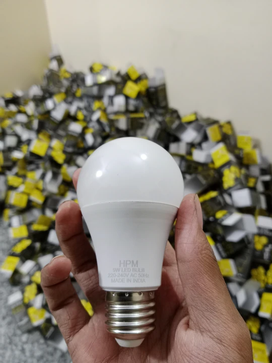 9 watt LED bulb 1 years warranty  uploaded by business on 1/18/2024
