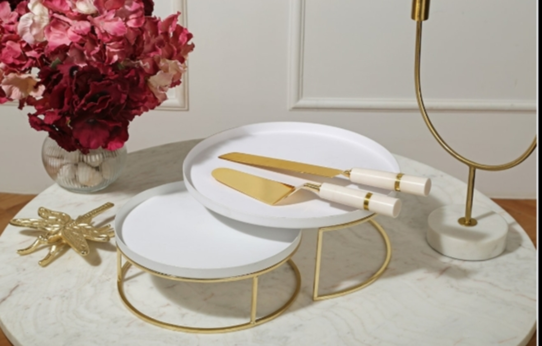 Metal Cake Stand White and Gold Multipurpose Steel Cake Server Tabletop Decorative (Pack of 2)

 uploaded by business on 1/19/2024