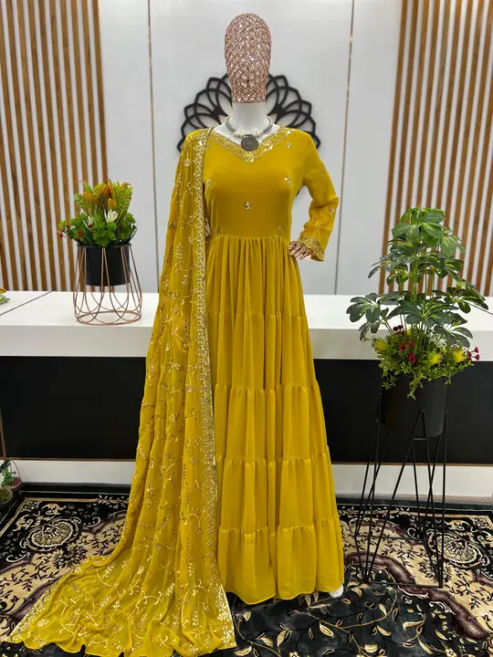 Gown with dupaatta  uploaded by MAHADEV FASHION on 1/20/2024