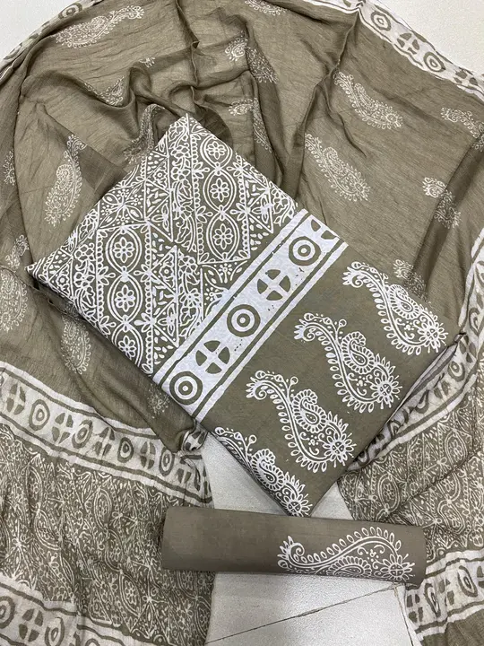 *Indonesian Style Batik Hand Block Printed Beautiful Pattern Dress Material*🍀🍀

*Pure Cotton Fabri uploaded by business on 1/20/2024