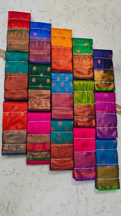Satin Copper Silk Saree with Peacocks 🦚 Fold
Full Saree With Blouse
Colour - 8
Set       - 8
 uploaded by H.A Traders on 1/21/2024