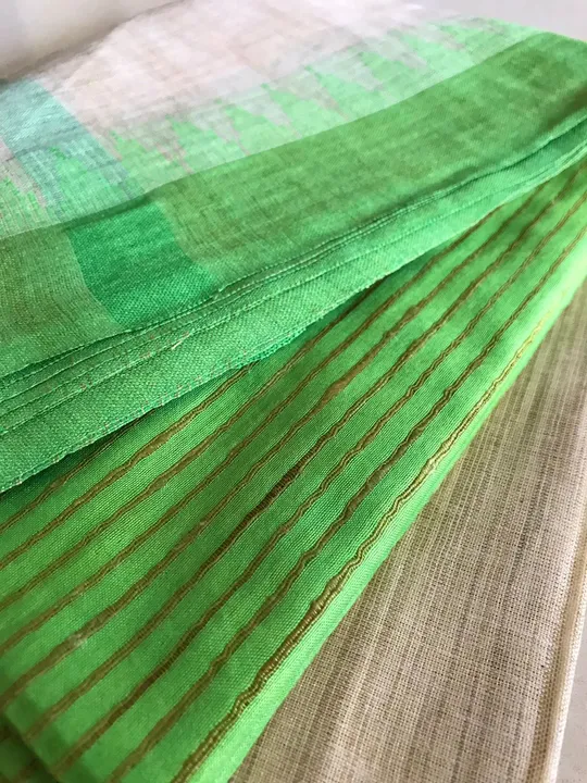 Post image Attractive Collection's🪶

🛢️Katan semi ghiccha silk suit piece

👉🏻Top ghiccha silk
👉🏻Bottom bottom khadi
👉🏻Dupatta temple

🔦2.5 meter each

Price 750