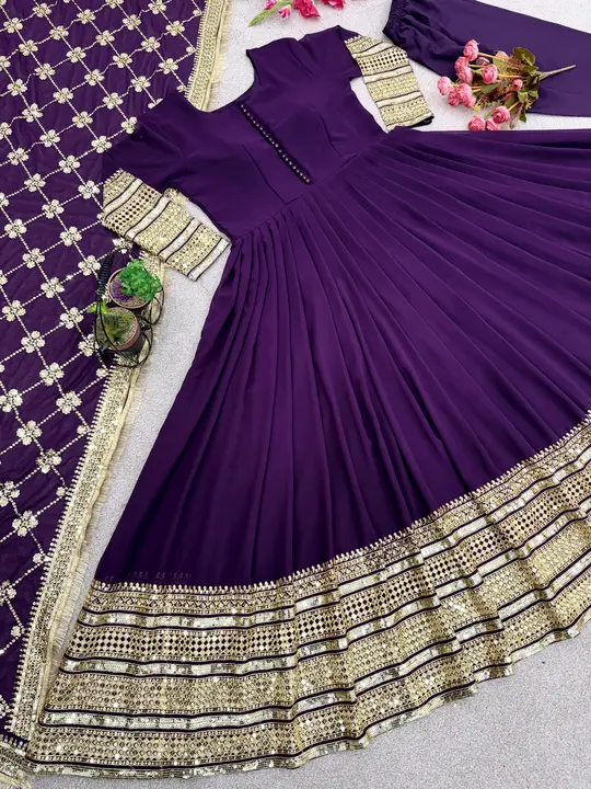 Gown bottom with dupatta  uploaded by MAHADEV FASHION on 1/23/2024