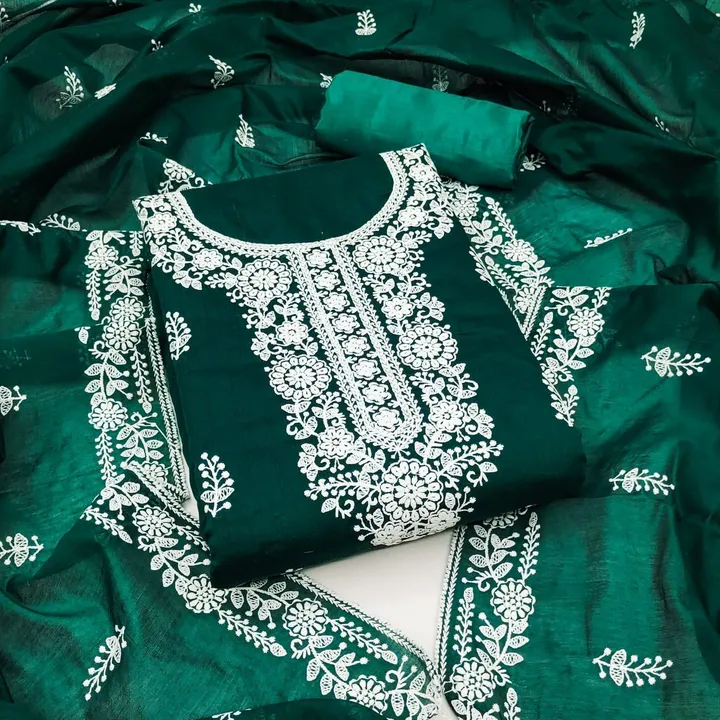 Butti uploaded by Kesari Nandan Fashion saree and dress material on 1/23/2024