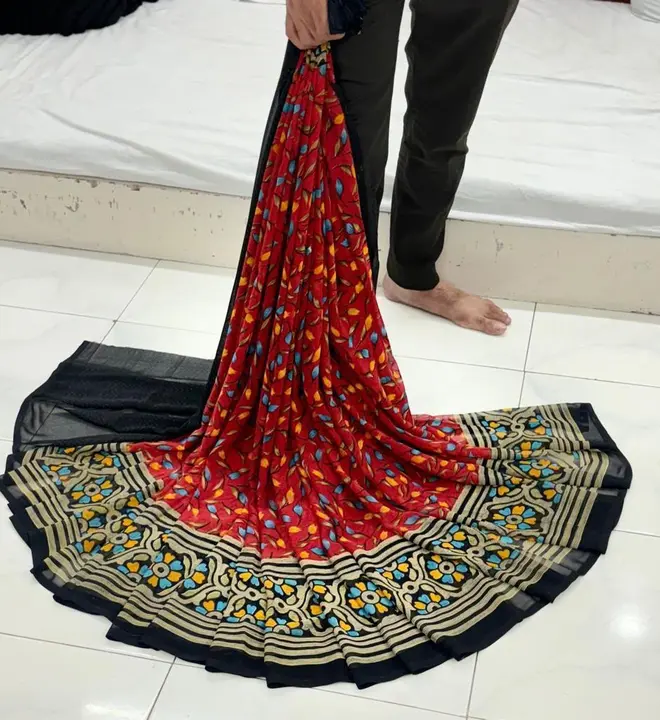 Single colour saree  uploaded by business on 1/24/2024