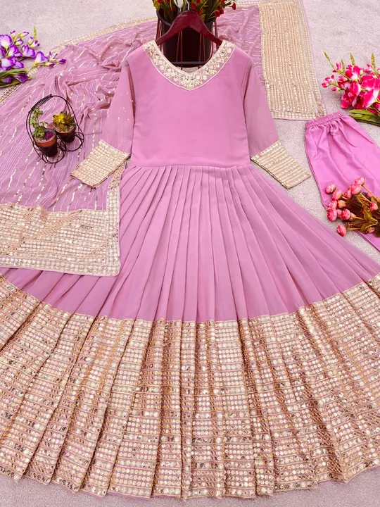 Gown with dupaatta uploaded by MAHADEV FASHION on 1/24/2024